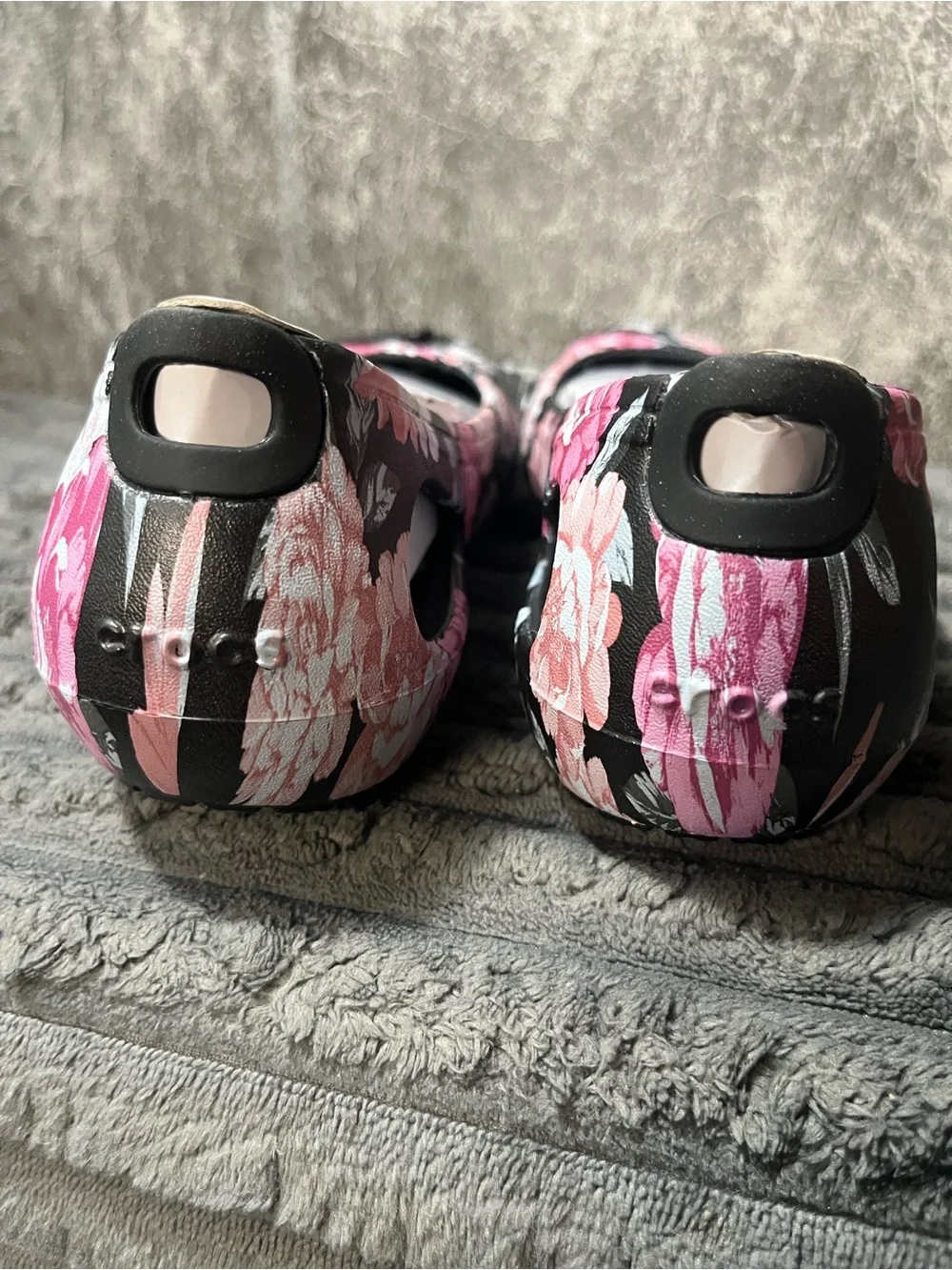 CROCS Women’s Black Floral Slip-On Flats with Pink Flowers